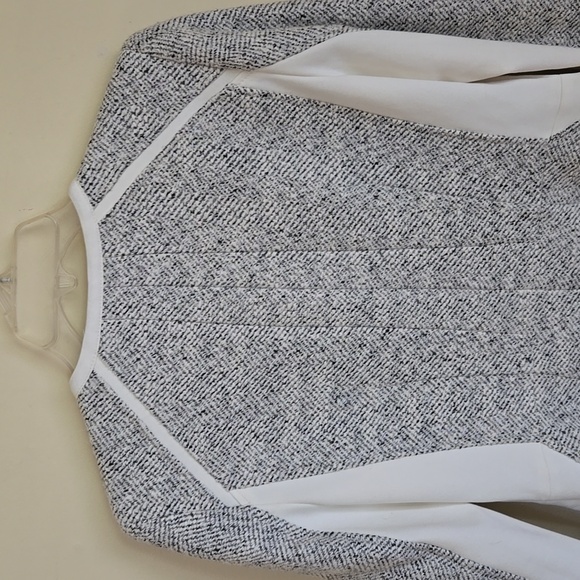 White House Black Market tweed Car Jacket - Picture 5 of 11